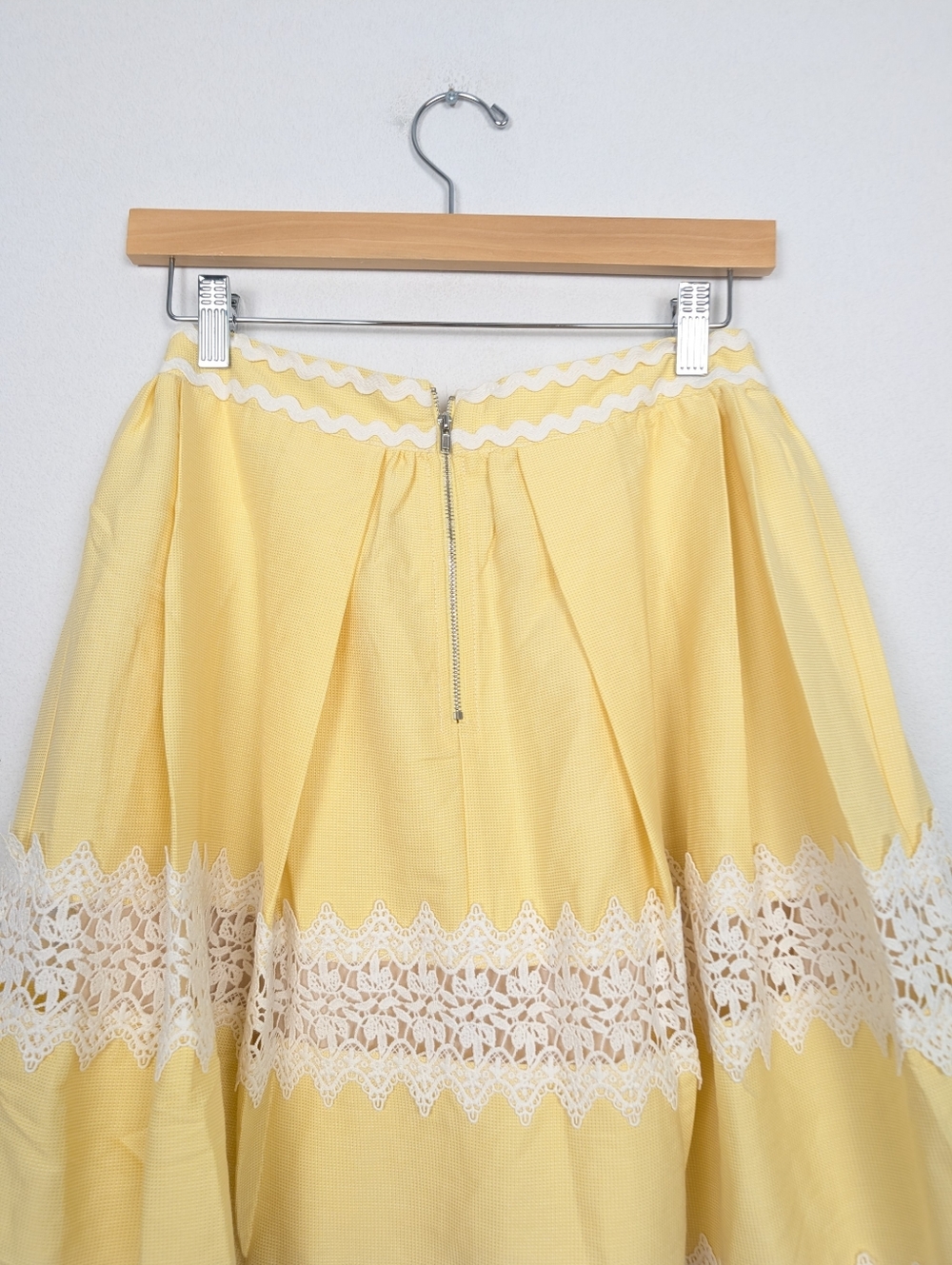 English Factory Skirt S Isabelle Yellow Knee Length Lace Trim - Picture 5 of 8